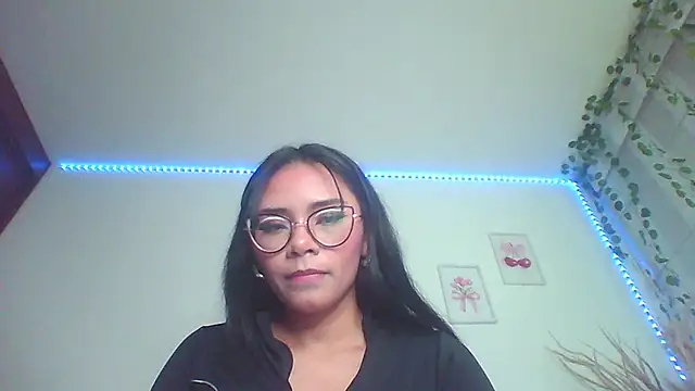 XXX chat uživo modela ImGenesiss