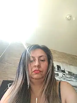 Latiinvenushot's Webcam Show