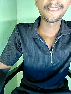 Tamil__paiyan143 লাইভ XXX চ্যাট