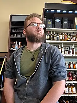 bear8t Chat XXX in diretta