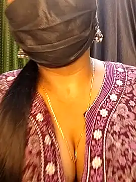 Anushka_flower Chat XXX in diretta