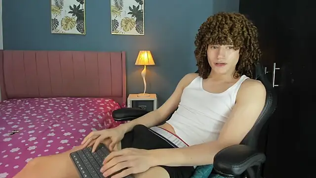 joss_shellby Adlı Modelin Web Kamerası Şovu