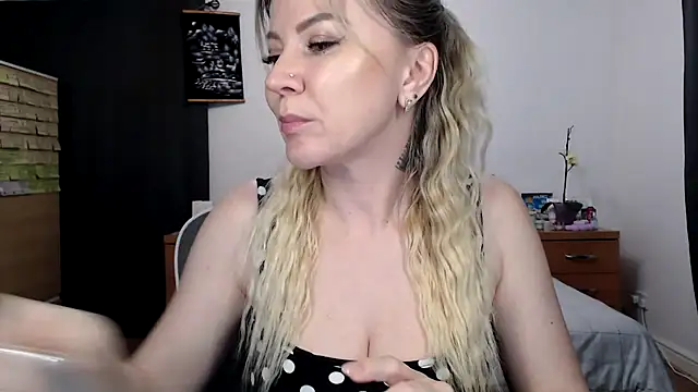 Sembang XXX Secara Langsung ParadiseAlina