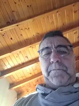 darialmas 即時 XXX 聊天