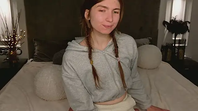 Bubble_Chloe Adlı Modelin Canlı XXX Sohbeti