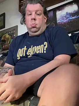 Stephanie1984 Adlı Modelin Canlı XXX Sohbeti