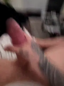 dennis1590 Webcam show