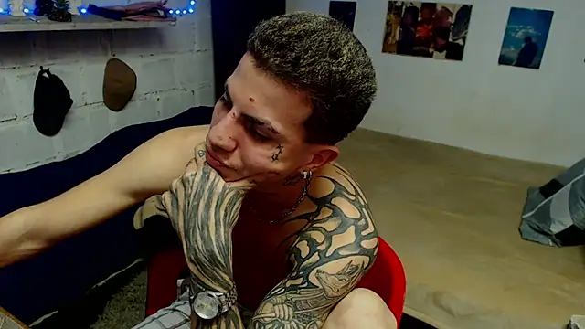 Pokazy przed kamerką – paul-mendezx