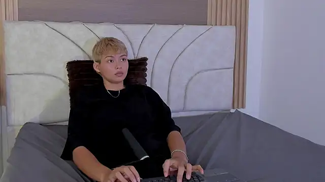 Онлайн чат XXX tefi_meow_