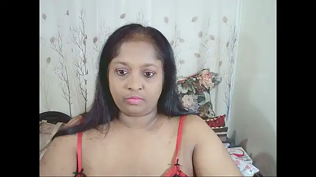 Indiantasha: онлайн-секс-чат