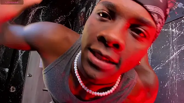 JacksonMuller_ Show in webcam