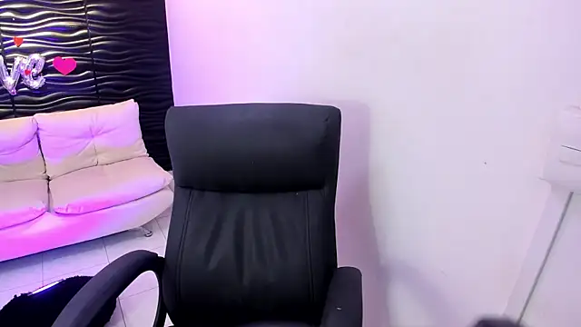 แชท XXX สดของ dominicjonnes