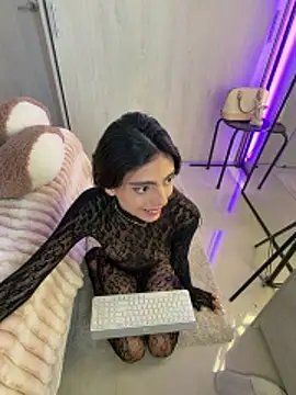 Živý XXX chat ZaraLuuv