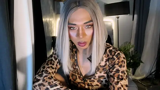 TsBlackHORSECOCKcalix Adlı Modelin Web Kamerası Şovu