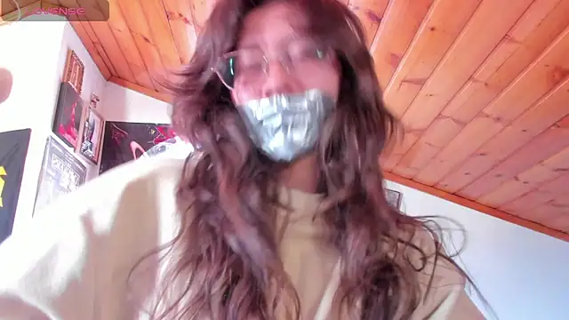 XXX chat uživo modela Darkness_jones_