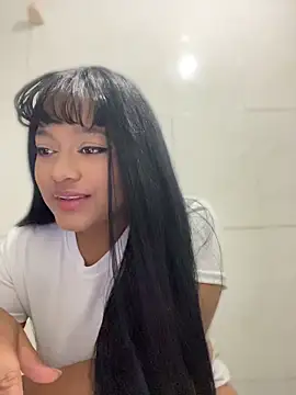 Saraa_M Live XXX-Chat