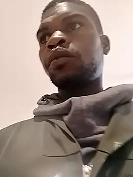 Show modela BBc-cock na web-kameri