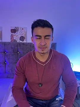 Chat +18 de Chris_Clarck ao vivo