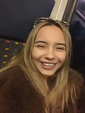 Irina_Grant Chat XXX live