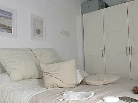 MissFrenchyn Live XXX chat