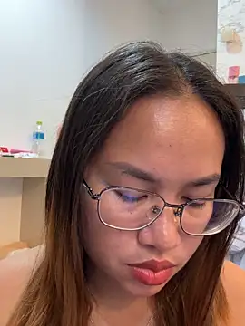 Ponthip webkamerás műsora