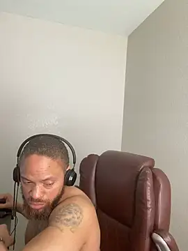 Chatroom XXX en direct de Fathero1time