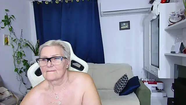 Selenna57 élő XXX-chatje