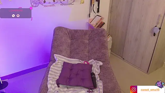 Loving_Ema_1 – Live XXX-chat