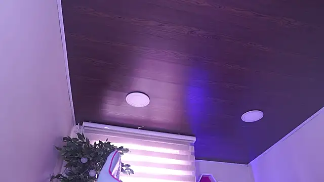 Rebecah_1: απευθείας συνομιλία ΧΧΧ