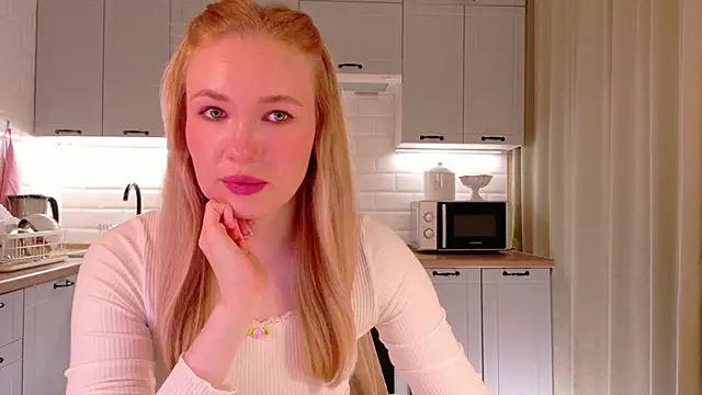 Veronika_Mitchel Adlı Modelin Canlı XXX Sohbeti