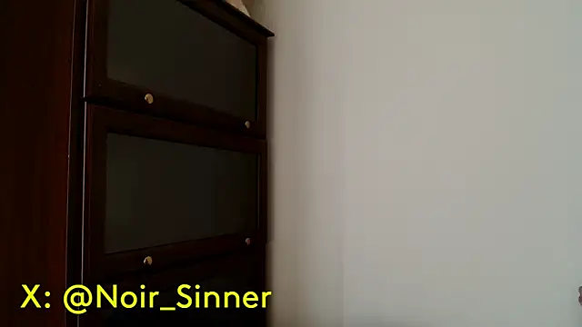 sinnernoir live XXX chat