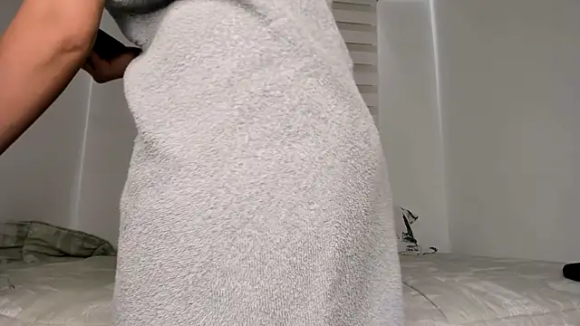 aria_monroeeのライブXXXチャット