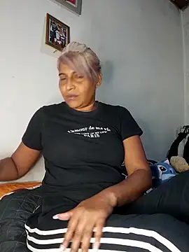 Goodgirlsue_77 লাইভ XXX চ্যাট