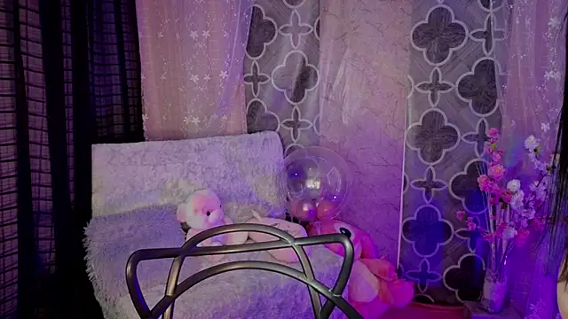 Kayleemorales élő XXX-chatje