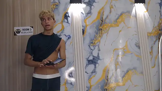 GOLD_BOYS 在線直播表演