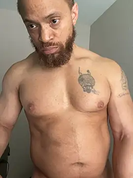 Fathero1time লাইভ XXX চ্যাট