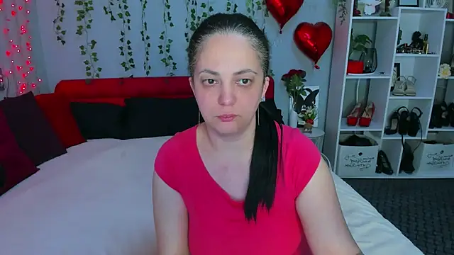 DarlingMilf – Kamerová šou