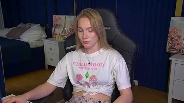 دردشة ElaraVoltage الجنسية المباشرة