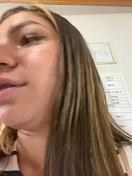 Czat XXX na żywo – Isabella18_pink