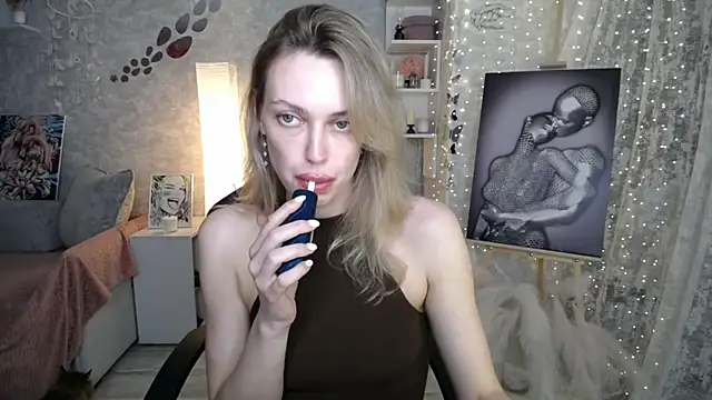 NickyAdamidiのライブXXXチャット