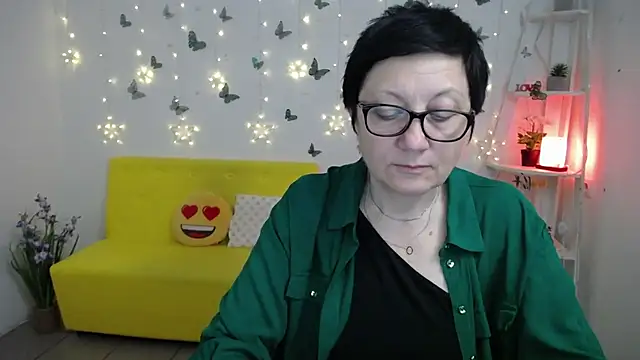 EmilyL0ve live XXX chat