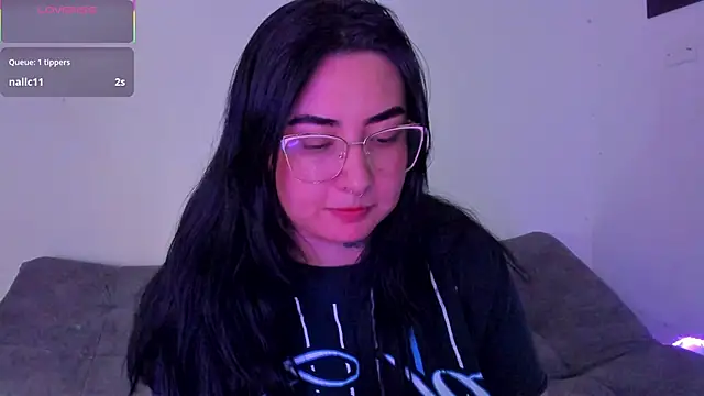 Curvybaddie99's Webcam Show