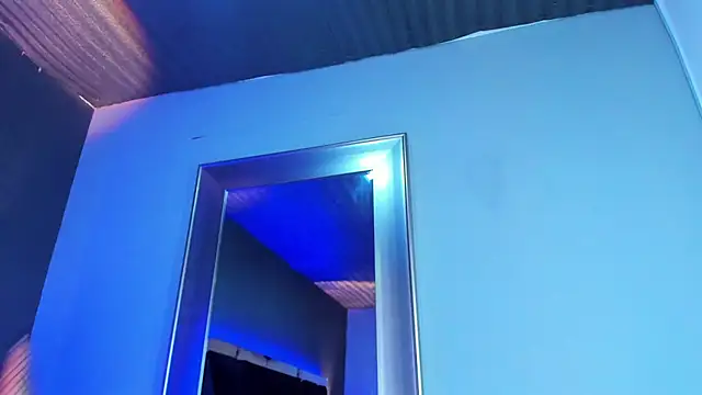 AmmyJones_'s Live XXX Chat