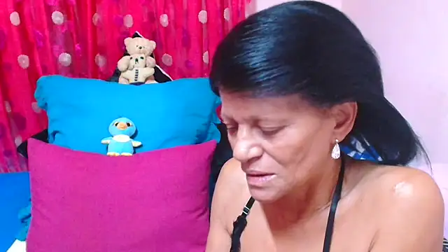 Živý XXX chat SLUTTYROXY