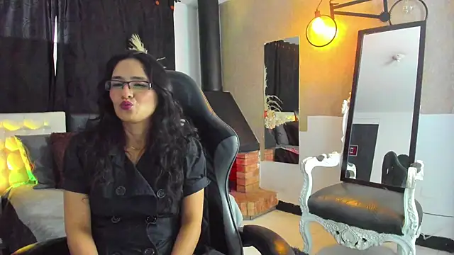 دردشة Vicky_Angeel الجنسية المباشرة