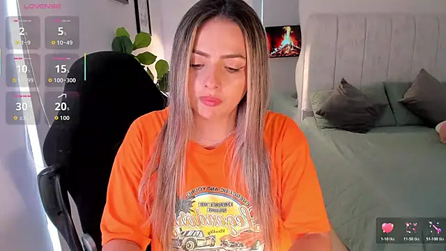 AmyWood Pertunjukan Webcam