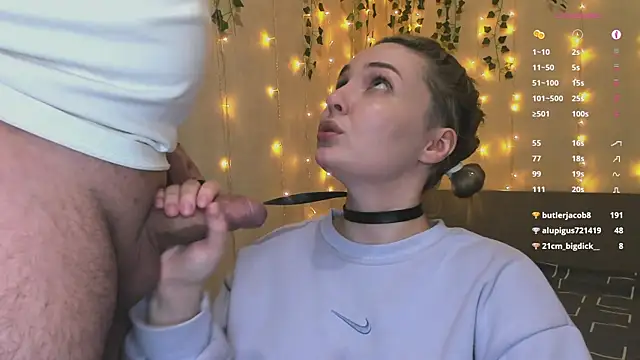 creampiiee Adlı Modelin Canlı XXX Sohbeti