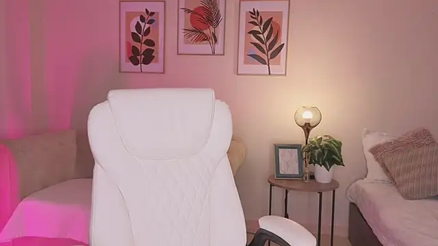 DahianaWalcott: απευθείας συνομιλία ΧΧΧ