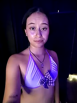 l0lita_emin Webbikameraesitys