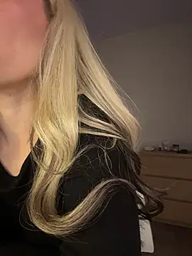 xDinnaxのライブXXXチャット